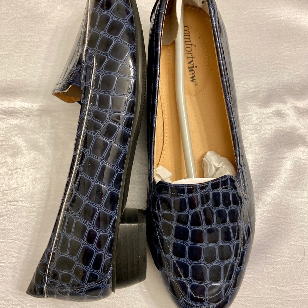 ComfortVIEW Shoes size 7.5 Wide